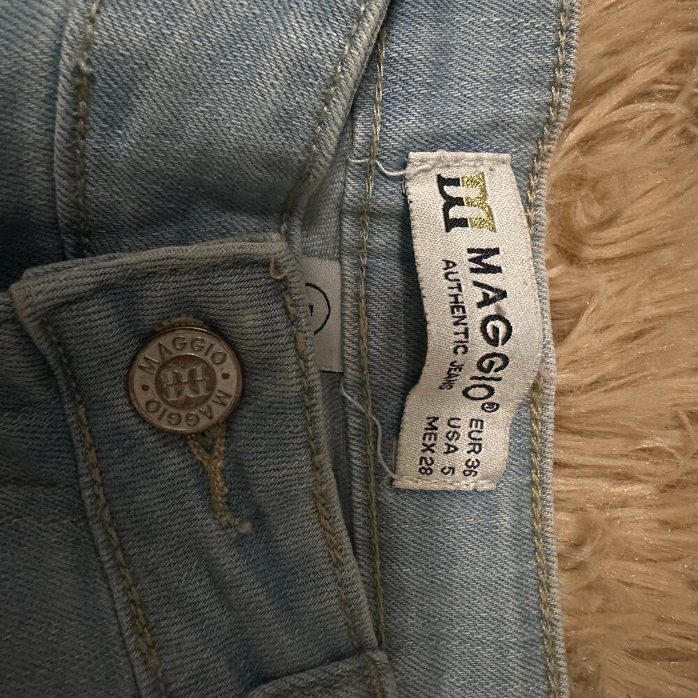 Light blue Maggio Jean size 5